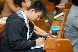  금요찬양집회 'The Call'