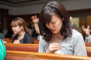  금요찬양집회 'The Call'