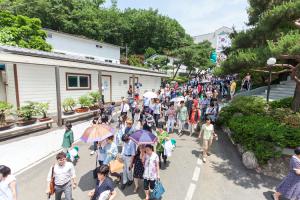  주일 교회 둘러보기