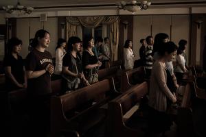  금요찬양집회 'the call'