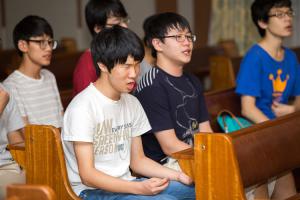  금요찬양집회 'The Call'