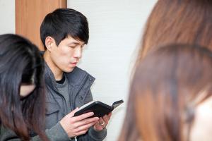  주일예배 청년2부(그루터기선교회)