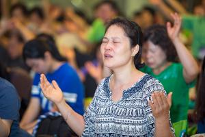  하계대성회 셋째날 저녁(저녁예배, 찬양기도회, 둘러보기) 