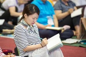  하계대성회 넷째날 저녁(저녁예배, 평강 가족 구속사노래 대회, 둘러보기)