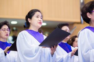  고난주간 특별집회 '2권 만화 출판 감사예배'