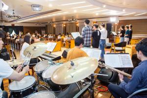  주일 청년2부(그루터기선교회 전도축제)'세상을 바꾸는 그루터기'