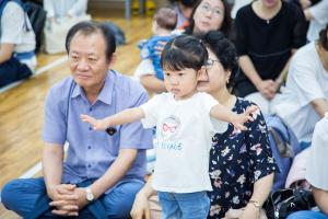  주일예배 영아부 '찬양율동축제'