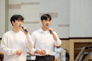  수요예배 '수능 안수식'